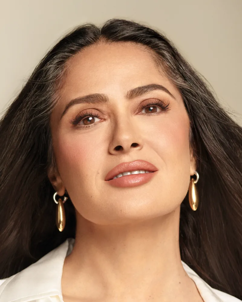 Retrato oficial de Salma Hayek en la campaña de Ultherapy PRIME, lifting facial sin cirugía con ultrasonidos, en Estetikap Málaga